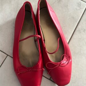 Lulu's Vibrant Red Flats